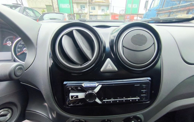 imagem-https://www.socarrao.com.br/sc-vehicle-images-prod/3821174/1789746642676-SU1HXzIwMjYwOTE3XzEzMzg1NyAoQ29weSkuanBn.jpg