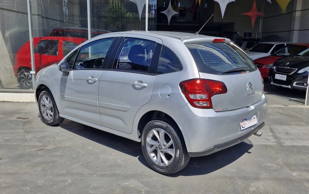 imagem-https://www.socarrao.com.br/sc-vehicle-images-prod/3821257/1789421792086-NC5qcGVn.jpeg