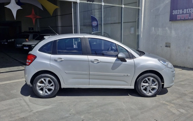 imagem-https://www.socarrao.com.br/sc-vehicle-images-prod/3821257/1789421792484-OC5qcGVn.jpeg