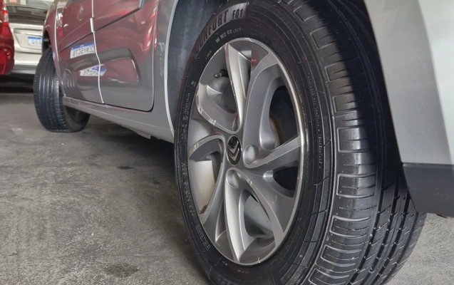 imagem-https://www.socarrao.com.br/sc-vehicle-images-prod/3821257/1789421792749-MTEuanBlZw.jpeg
