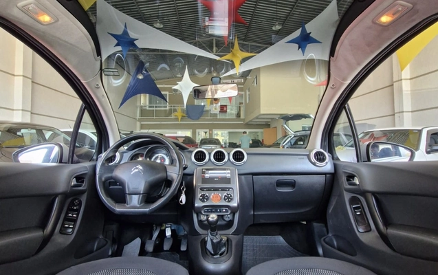 imagem-https://www.socarrao.com.br/sc-vehicle-images-prod/3821257/1789421793070-MTUuanBlZw.jpeg