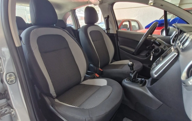imagem-https://www.socarrao.com.br/sc-vehicle-images-prod/3821257/1789421793200-MTcuanBlZw.jpeg