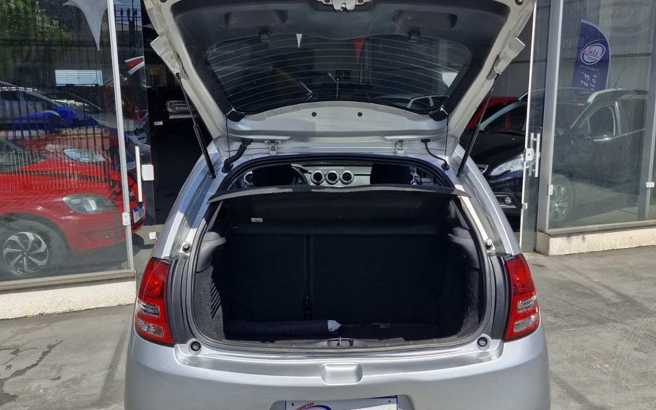 imagem-https://www.socarrao.com.br/sc-vehicle-images-prod/3821257/1789421793359-MTkuanBlZw.jpeg