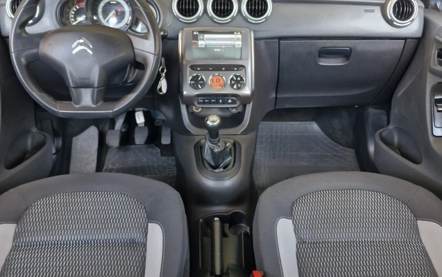 imagem-https://www.socarrao.com.br/sc-vehicle-images-prod/3821257/1789421793544-MjEuanBlZw.jpeg