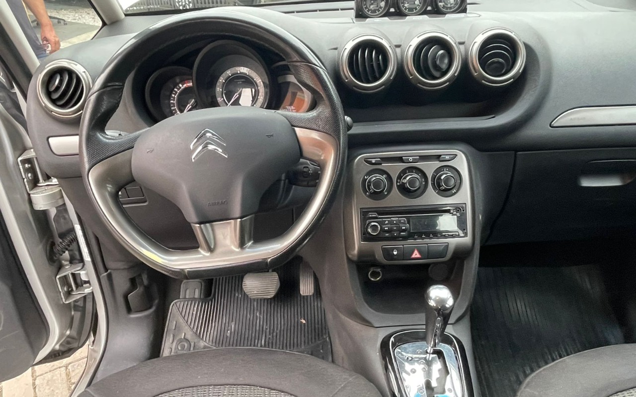 imagem-https://www.socarrao.com.br/sc-vehicle-images-prod/3821371/1789422055872-SW1hZ2VtIGRvIFdoYXRzQXBwIGRlIDIwMjUtMTEtMTIgw6AocykgMTcuMDkuNDVfMzhiNzhhNTcuanBn.jpg