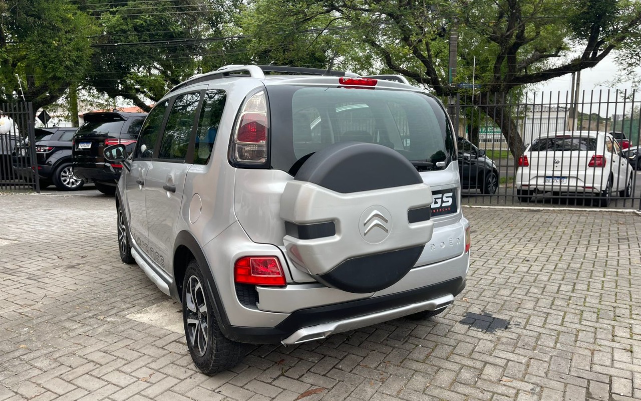 imagem-https://www.socarrao.com.br/sc-vehicle-images-prod/3821371/1789422055934-SW1hZ2VtIGRvIFdoYXRzQXBwIGRlIDIwMjUtMTEtMTIgw6AocykgMTcuMDkuNDVfNjZmODhlZWMuanBn.jpg