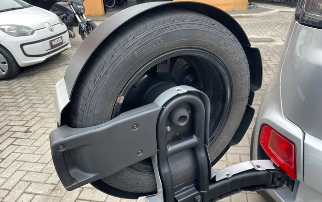 imagem-https://www.socarrao.com.br/sc-vehicle-images-prod/3821371/1789422056118-SW1hZ2VtIGRvIFdoYXRzQXBwIGRlIDIwMjUtMTEtMTIgw6AocykgMTcuMDkuNDZfMGMwYmY0YzcuanBn.jpg