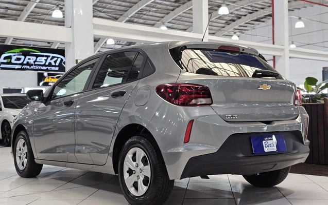 imagem-https://www.socarrao.com.br/sc-vehicle-images-prod/3821532/1789422444554-1_052231.jpg
