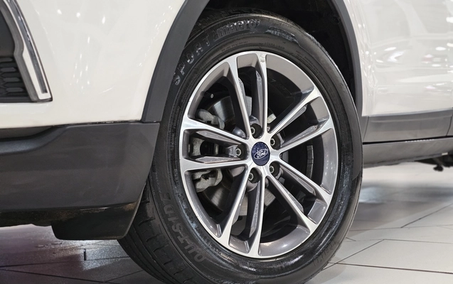 imagem-https://www.socarrao.com.br/sc-vehicle-images-prod/3821752/1789422906312-1_051936.jpg