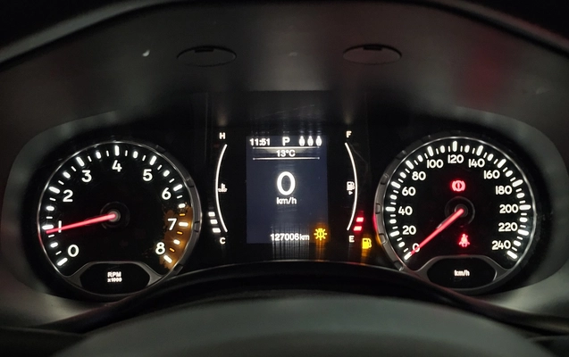 imagem-https://www.socarrao.com.br/sc-vehicle-images-prod/3821763/1789423072893-1_051853.jpg