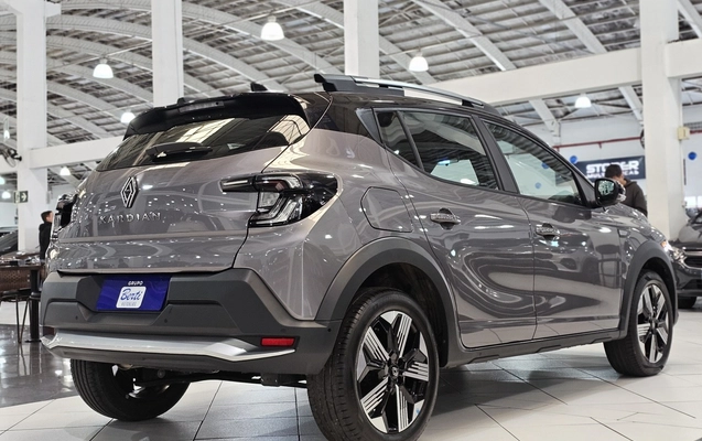 imagem-https://www.socarrao.com.br/sc-vehicle-images-prod/3821765/1789423185282-1_051740.jpg