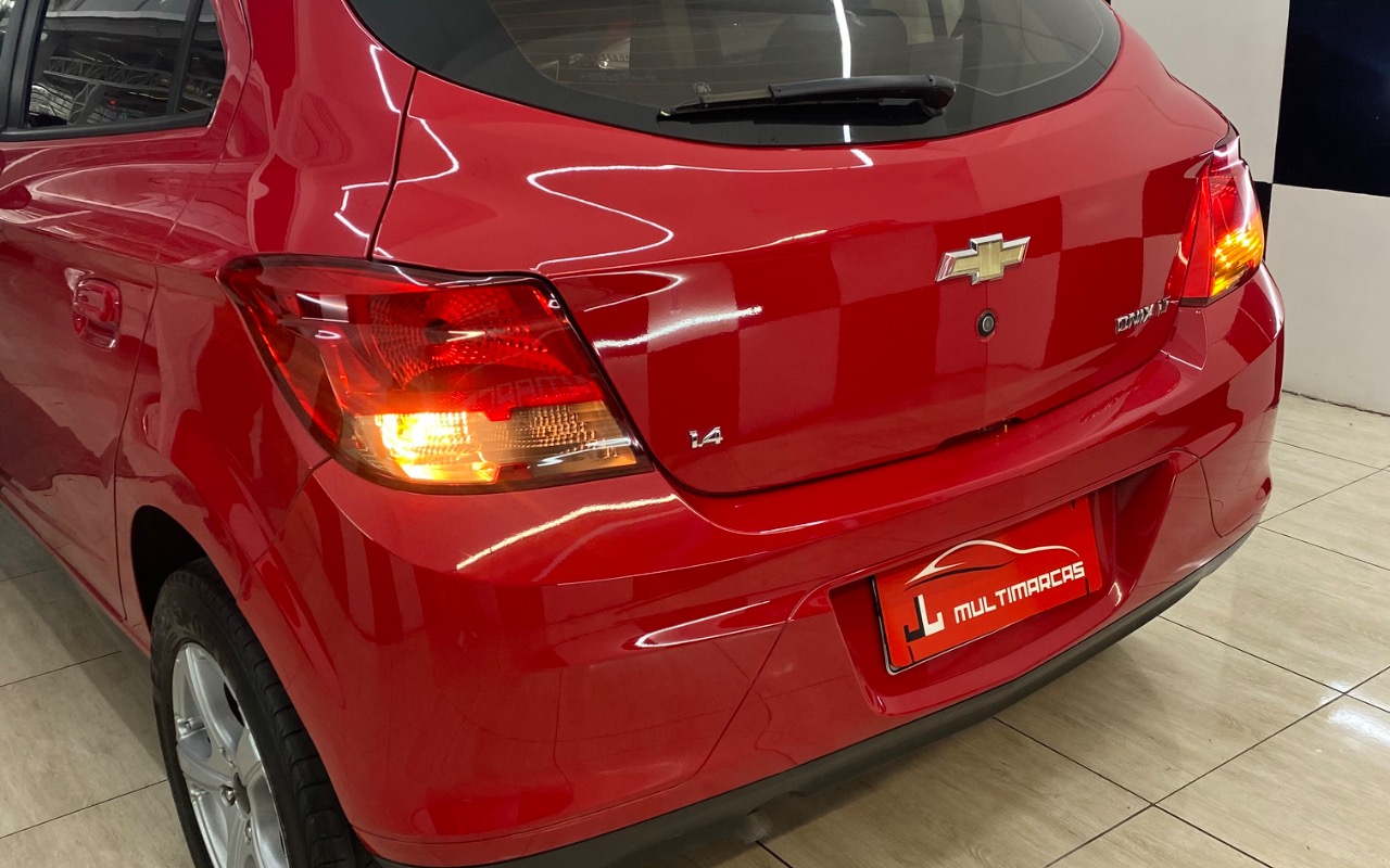 imagem-https://www.socarrao.com.br/sc-vehicle-images-prod/3823696/1789428425247-SU1HXzE5MDguanBlZw.jpeg
