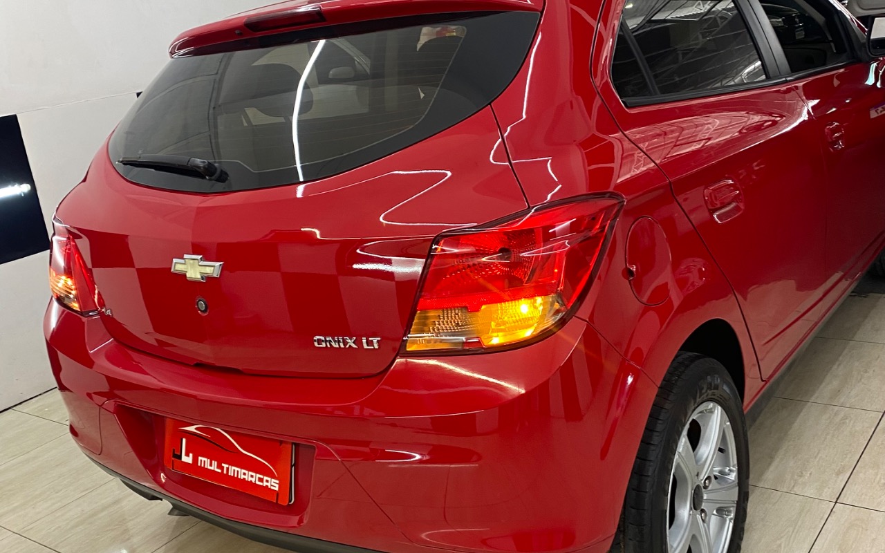 imagem-https://www.socarrao.com.br/sc-vehicle-images-prod/3823696/1789428425396-SU1HXzE5MTEuanBlZw.jpeg