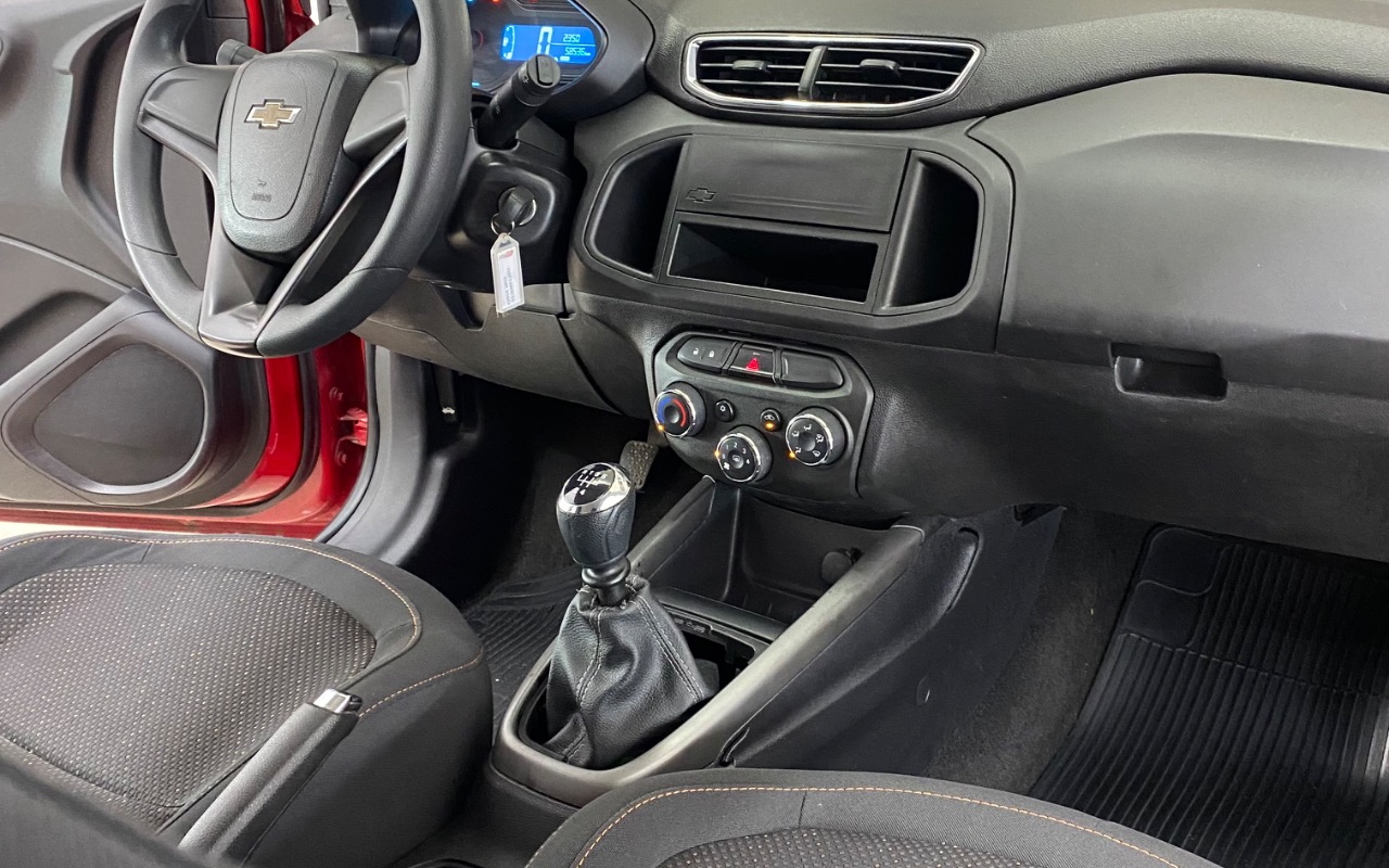 imagem-https://www.socarrao.com.br/sc-vehicle-images-prod/3823696/1789428425518-SU1HXzE5MTQuanBlZw.jpeg