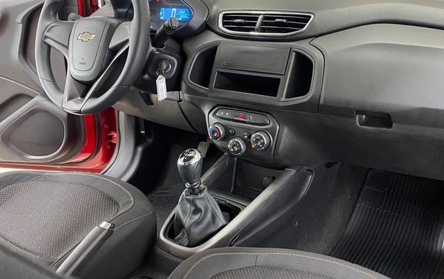 imagem-https://www.socarrao.com.br/sc-vehicle-images-prod/3823696/1789428425518-SU1HXzE5MTQuanBlZw.jpeg