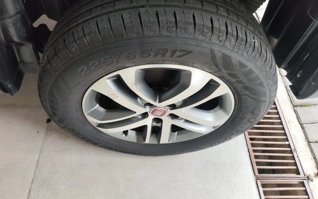 imagem-https://www.socarrao.com.br/sc-vehicle-images-prod/3823814/1789428919107-NzZmZWFmZTQtYWJhOS00NTFhLTk0Y2ItZTZlZTkzYzYzOGU0LmpwZw.jpg