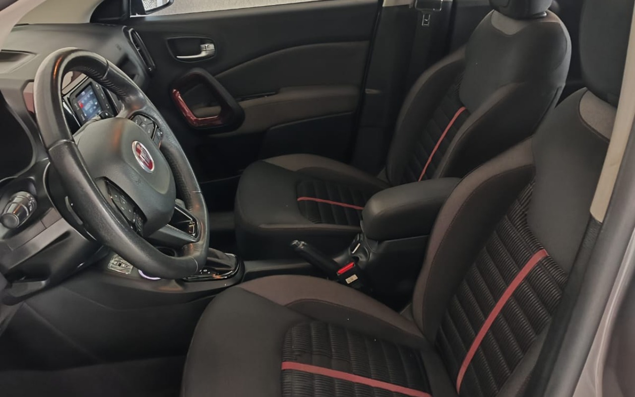 imagem-https://www.socarrao.com.br/sc-vehicle-images-prod/3823814/1789428919367-NGZhOGNjZTAtOTg4NC00ZWMxLTk4M2MtNTUyNDAxMjRmOWEwLmpwZw.jpg