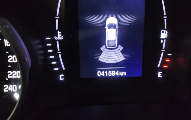 imagem-https://www.socarrao.com.br/sc-vehicle-images-prod/3823814/1789428919708-ZTJhNTViZTEtZjM1Mi00NDAyLWFhZTYtNDY5MTJhMzYzZWM0LmpwZw.jpg