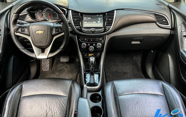 imagem-https://www.socarrao.com.br/sc-vehicle-images-prod/38248/1777053844937-e7357f97-9142-4848-bed3-b5ccd5743539.jpg