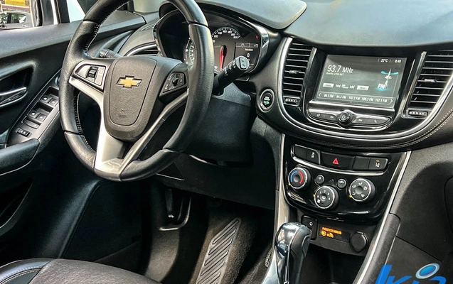imagem-https://www.socarrao.com.br/sc-vehicle-images-prod/38248/1777053844941-3cc0e036-a8ea-4e10-ad32-0466d7f2ff7d.jpg