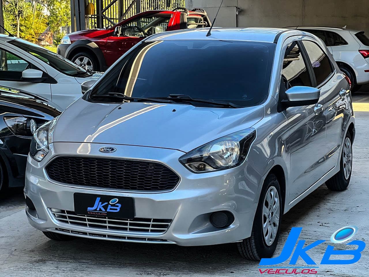 Ford Ka 2018 Cinza — foto 1 de 3