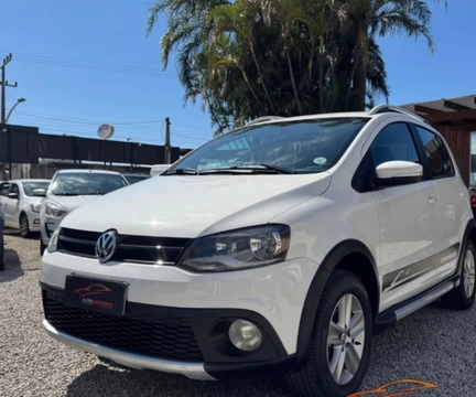 Volkswagen Crossfox 2011 Branco — foto 1 de 3