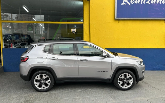 imagem-https://www.socarrao.com.br/sc-vehicle-images-prod/38299/1788266973866-50a0edfd8c0344e79cae5674b5a8ec9f_1749242677509.jpeg