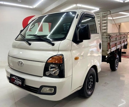 Hyundai HR 2.5 4WD Diesel 2016 Branco — foto 1 de 3