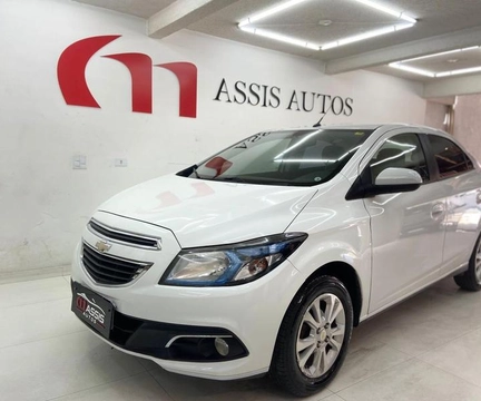 Chevrolet Prisma 2015 Branco — foto 1 de 3
