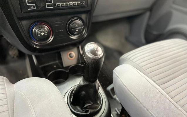 imagem-https://www.socarrao.com.br/sc-vehicle-images-prod/38359/1788544606788-7739658_12_B_5e6d71cd6e.jpeg