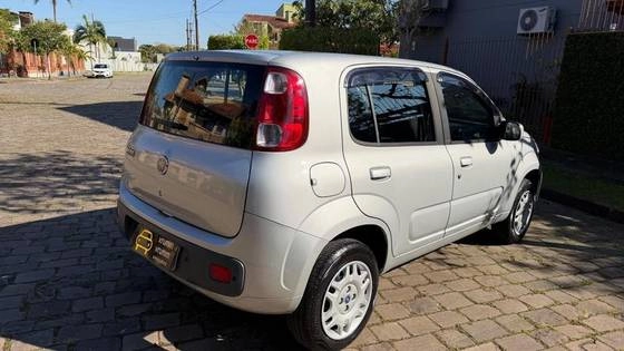 imagem-https://www.socarrao.com.br/sc-vehicle-images-prod/3836450/1789470089163-fiat-uno-1.0-evo-vivace-8v-flex-4p-manual-wmimagem10365111957.jpg