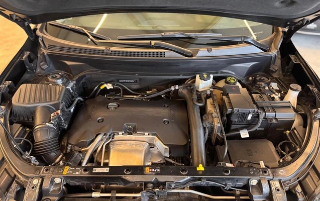 imagem-https://www.socarrao.com.br/sc-vehicle-images-prod/3836457/1789471778503-8476804_9_B_264bf8b984.jpeg