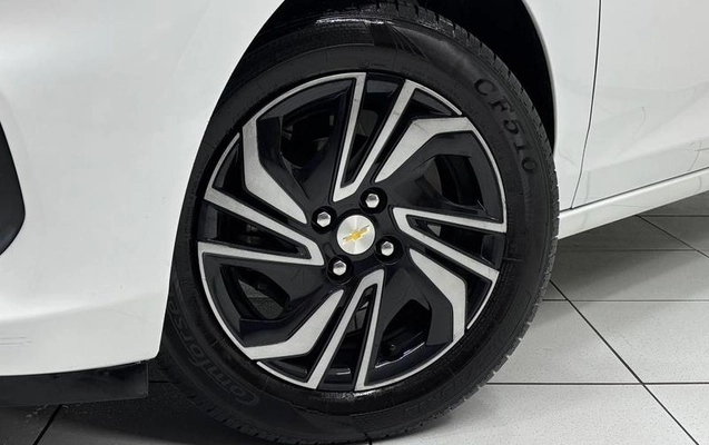 imagem-https://www.socarrao.com.br/sc-vehicle-images-prod/3837148/1789494452693-8476884_13_B_3b6f9662c2.jpeg
