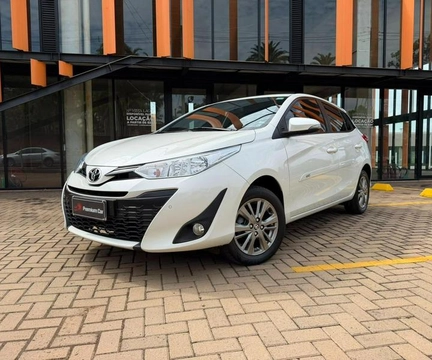 Toyota Yaris 2020 Branco — foto 1 de 3