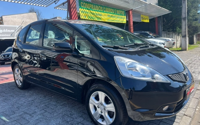 imagem-https://www.socarrao.com.br/sc-vehicle-images-prod/3837436/1789583528475-My5qcGc.jpg
