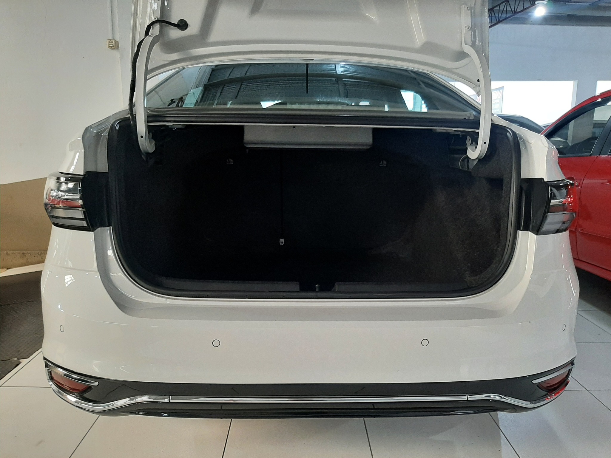 imagem-https://www.socarrao.com.br/sc-vehicle-images-prod/38375/1769988683716-7018194OR_1761868419_3_80.jpg