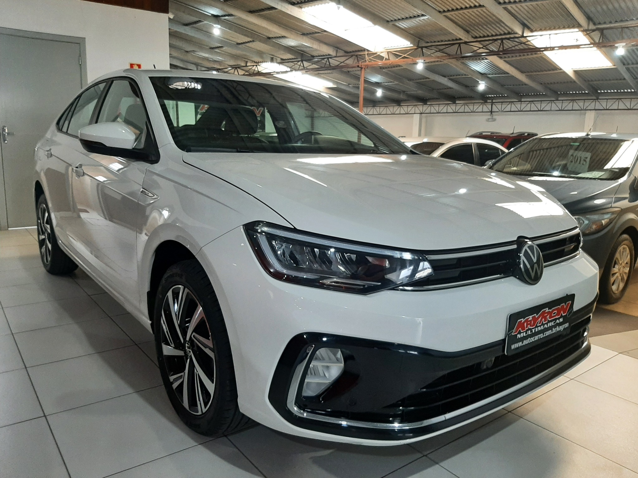 imagem-https://www.socarrao.com.br/sc-vehicle-images-prod/38375/1769988683717-7018194OR_1761868422_81_930.jpg