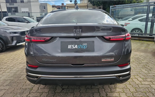 imagem-https://www.socarrao.com.br/sc-vehicle-images-prod/3837577/1789474376262-Hc6AlPiIo9t3NSw5bRX1erR6hiaT2iDX.jpg