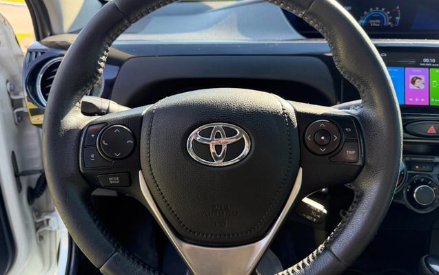 imagem-https://www.socarrao.com.br/sc-vehicle-images-prod/3837860/1789474953052-SU1HXzQyNzIuSlBH.JPG