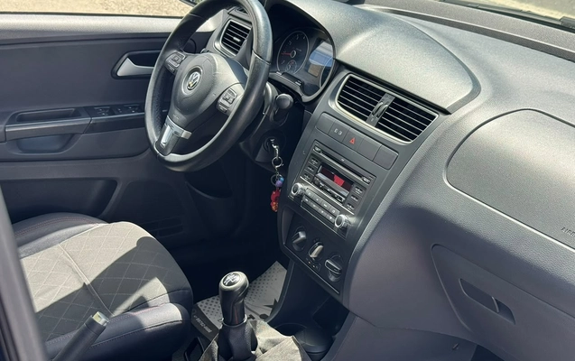 imagem-https://www.socarrao.com.br/sc-vehicle-images-prod/3837993/1789475334715-003_816a6be49e39226d2c8e74dbfe2ab6c5.jpeg