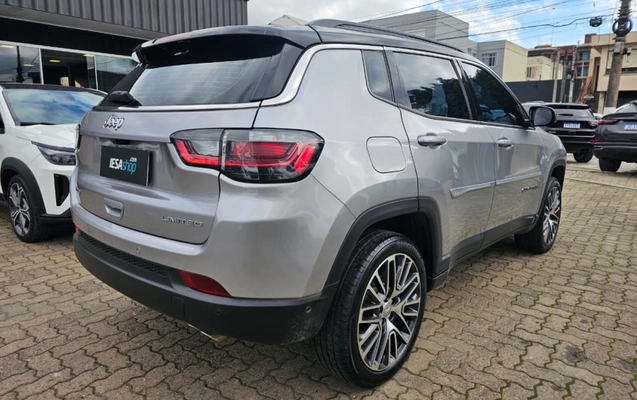 imagem-https://www.socarrao.com.br/sc-vehicle-images-prod/3838069/1789475567391-nA2affD9sGzH5xtuFtOkteW22S1mTBmc.jpg