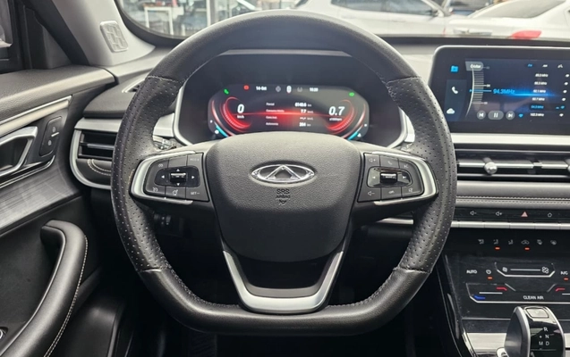 imagem-https://www.socarrao.com.br/sc-vehicle-images-prod/3838113/1789475764242-8Za1nROUsze3cqWLHzTy2FdR8isvkvFq.jpg