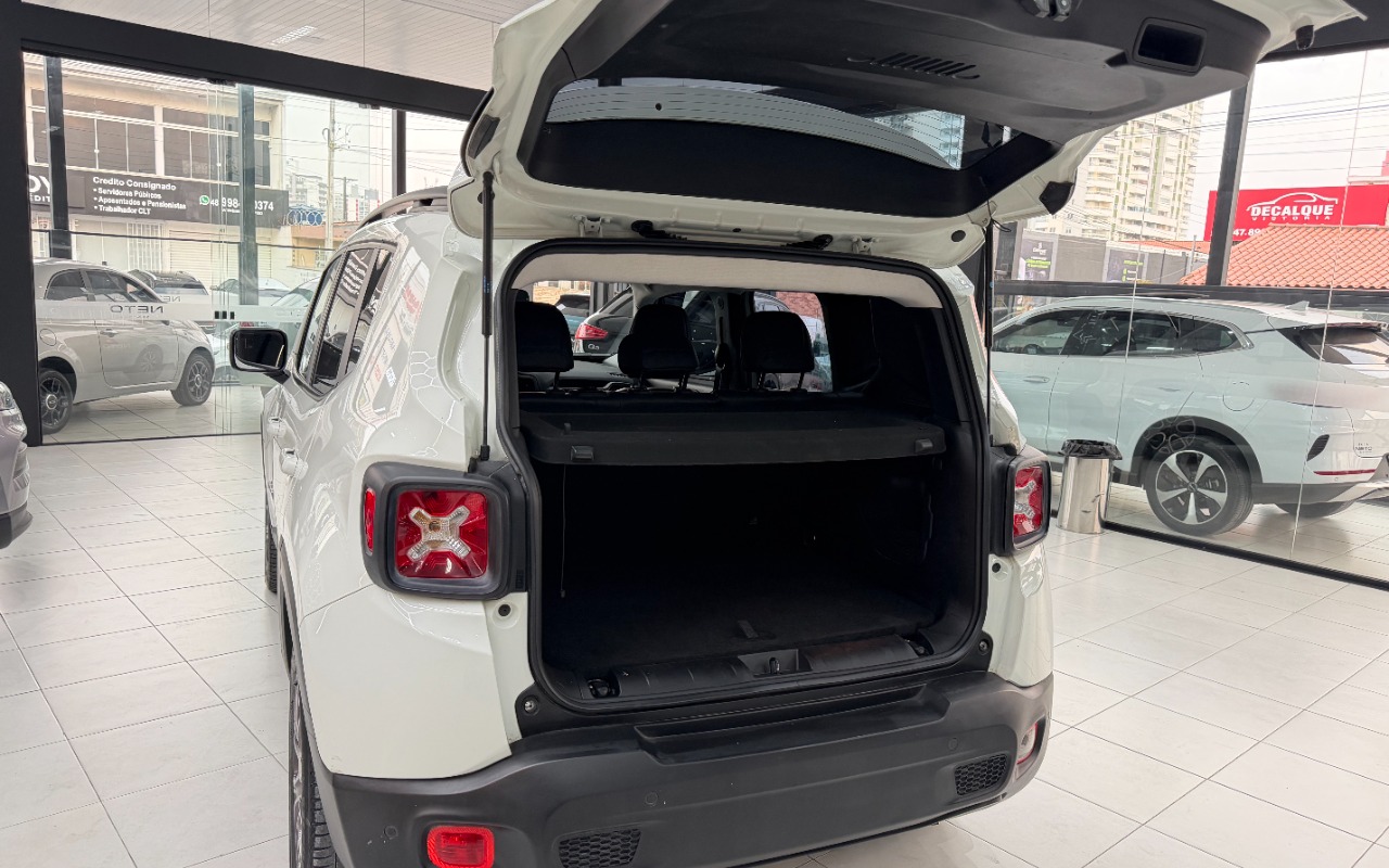 imagem-https://www.socarrao.com.br/sc-vehicle-images-prod/3838233/1789476155115-SU1HXzk1NzIuanBn.jpg