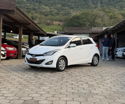 Hyundai HB20 2014 Branco — foto 1 de 3
