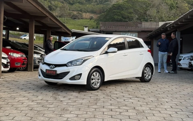 imagem-https://www.socarrao.com.br/sc-vehicle-images-prod/3838769/1789477134319-wy20vRWpVHs9fRVrOGuMZeJkgJ9tBBXW.jpg