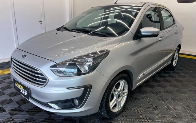 imagem-https://www.socarrao.com.br/sc-vehicle-images-prod/3838909/1789477419830-8396090_1_B_775d1cda90.jpeg