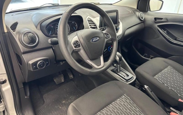 imagem-https://www.socarrao.com.br/sc-vehicle-images-prod/3838909/1789477419853-8396090_14_B_681199f671.jpeg