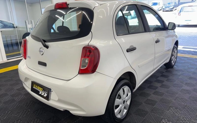 imagem-https://www.socarrao.com.br/sc-vehicle-images-prod/3839202/1789564951491-8396171_5_B_5efb105d08.jpeg