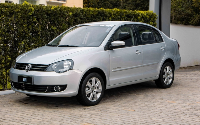 imagem-https://www.socarrao.com.br/sc-vehicle-images-prod/3839483/1789478313433-SU1HXzE4NzAuanBn.jpg