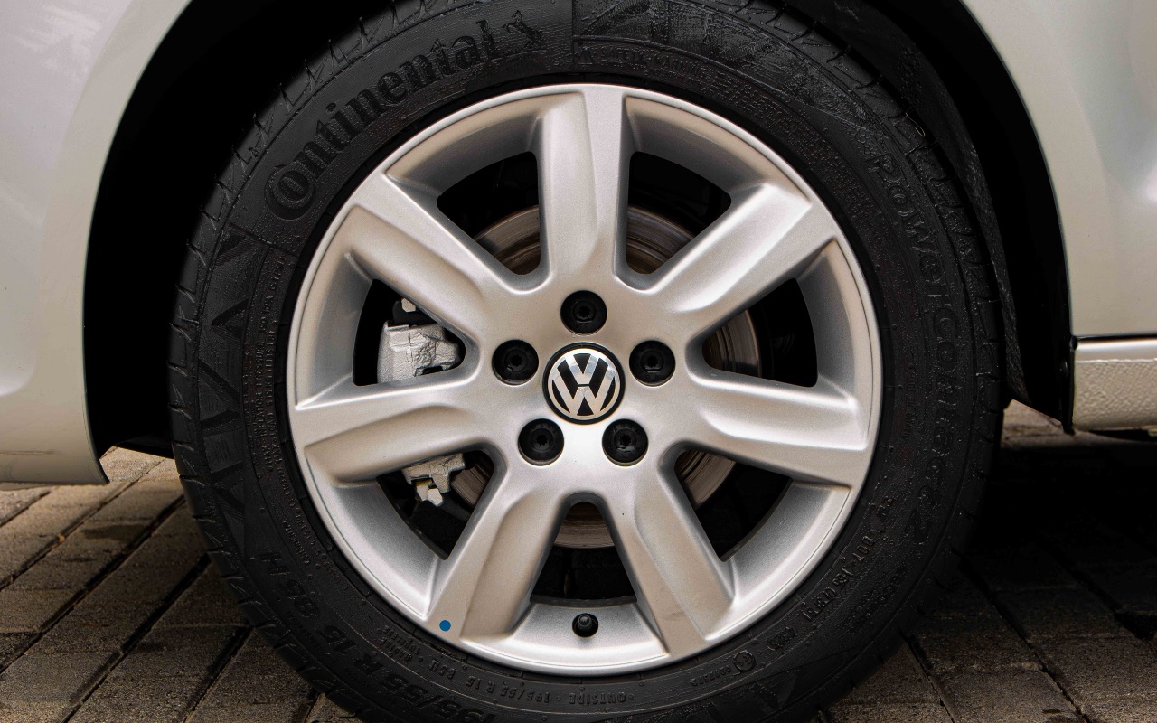 imagem-https://www.socarrao.com.br/sc-vehicle-images-prod/3839483/1789478313901-SU1HXzE4ODUuanBn.jpg